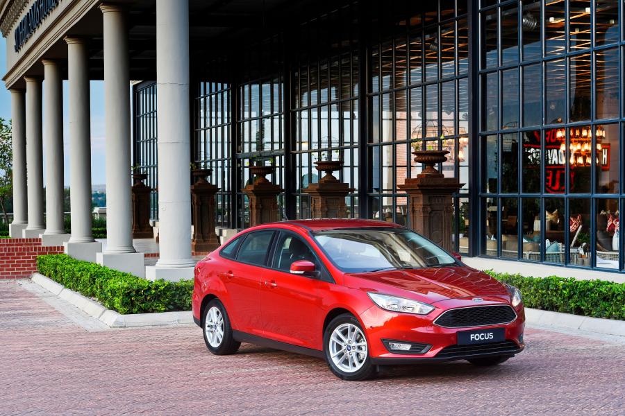  Ford Focus Sedan 2015 года  (ZA) (фото 26 из 29)